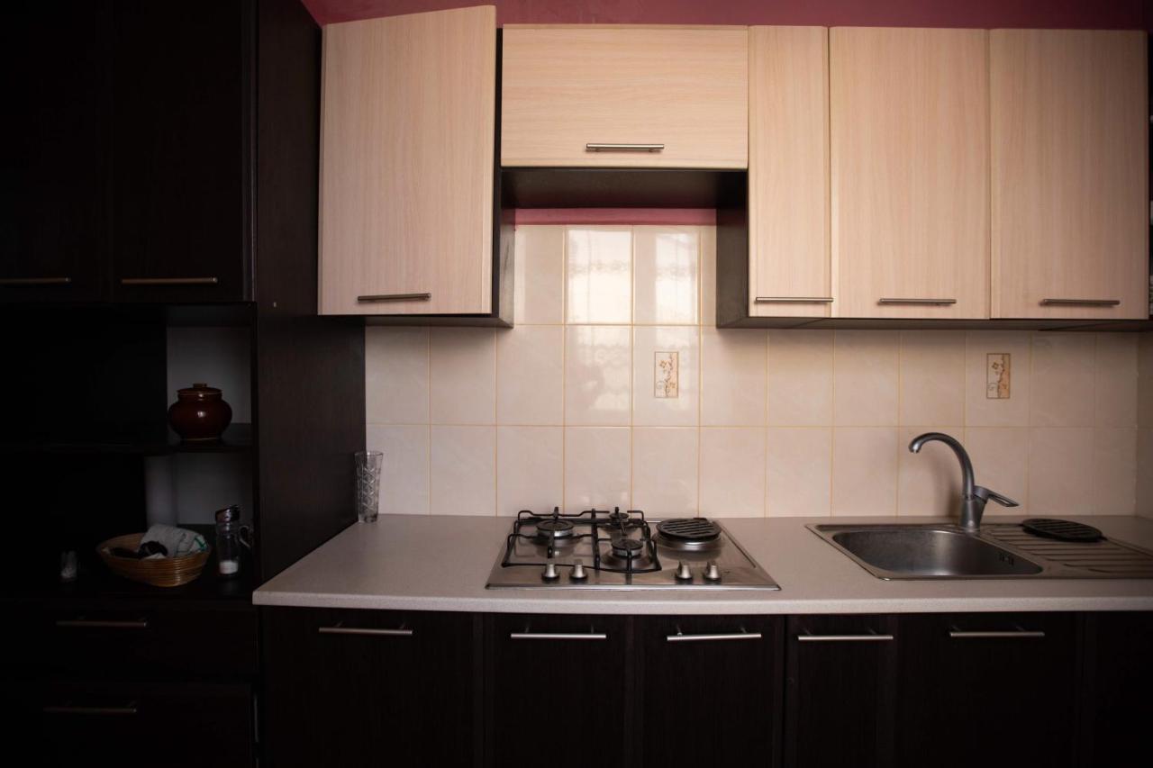 Guest House In Drachino Svalyava Bagian luar foto